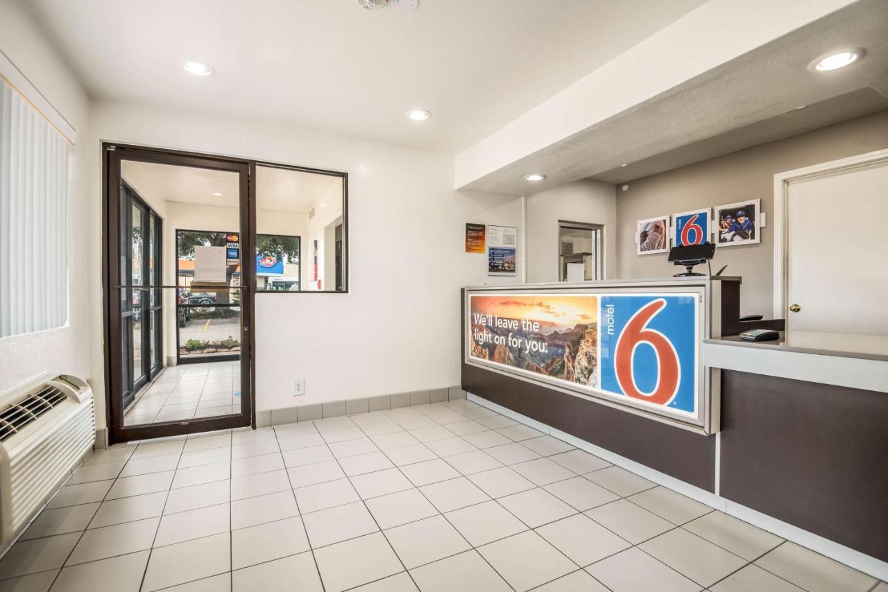 Motel 6-College Station, Tx - Bryan מראה חיצוני תמונה