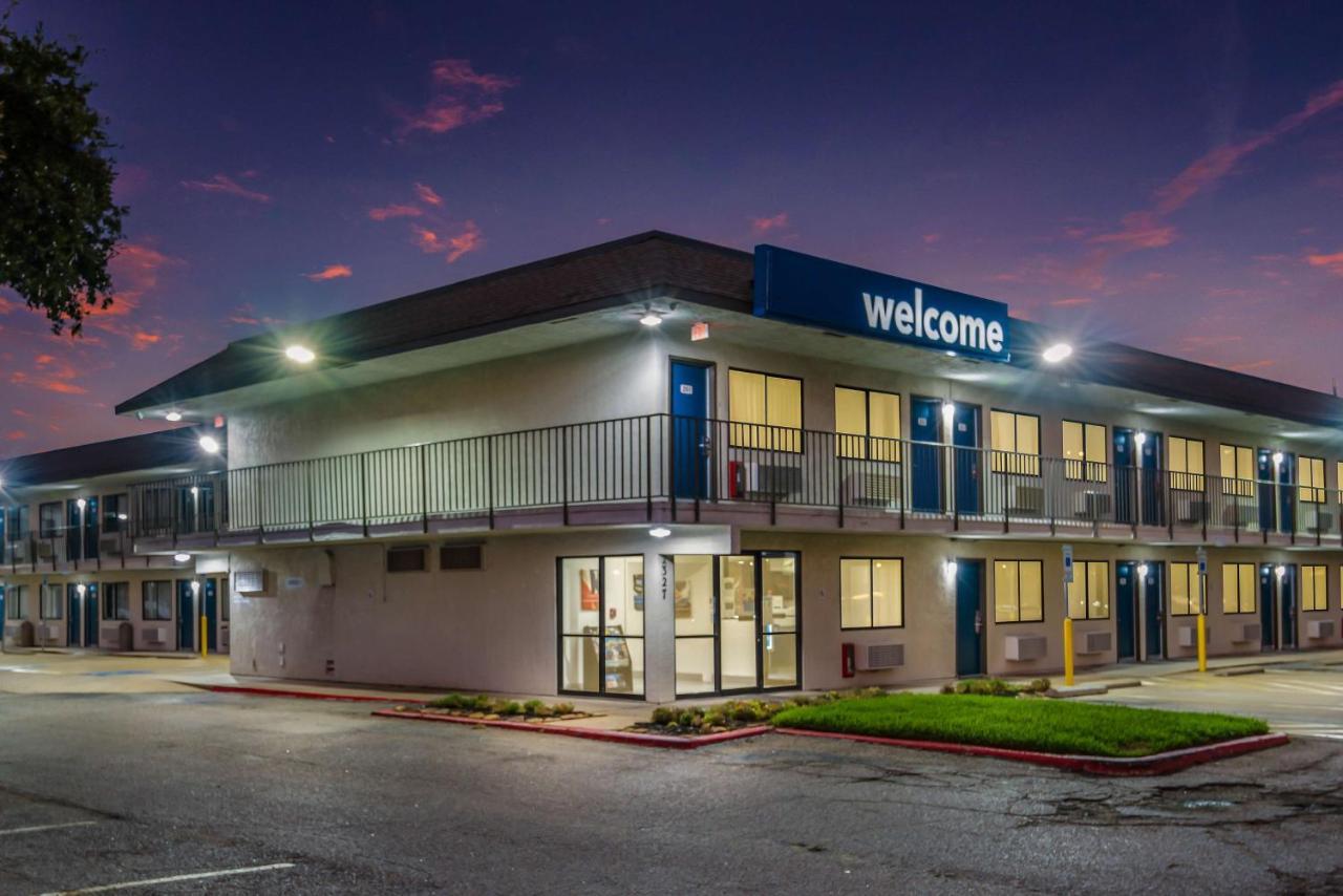 Motel 6-College Station, Tx - Bryan מראה חיצוני תמונה