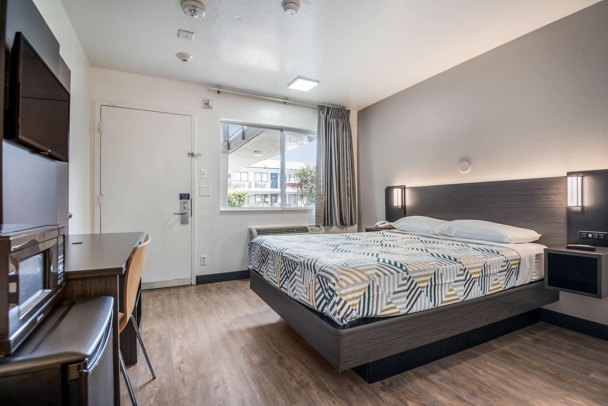 Motel 6-College Station, Tx - Bryan מראה חיצוני תמונה